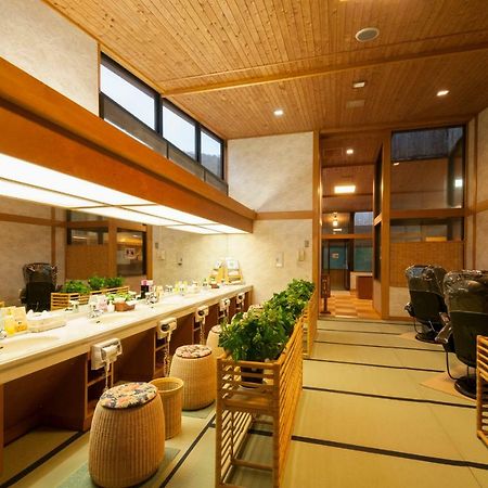 Okada Ryokan Warakutei Takayama  Buitenkant foto