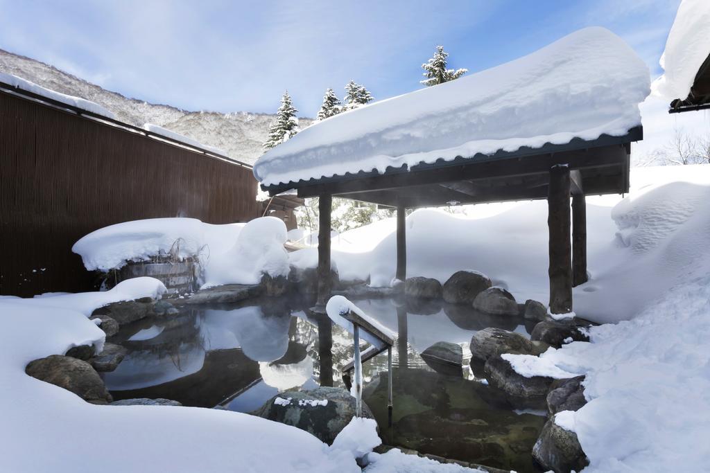 Okada Ryokan Warakutei Takayama  Buitenkant foto