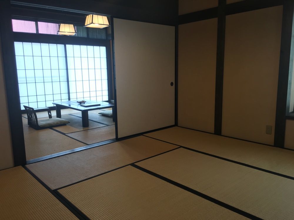 Okada Ryokan Warakutei Takayama  Buitenkant foto
