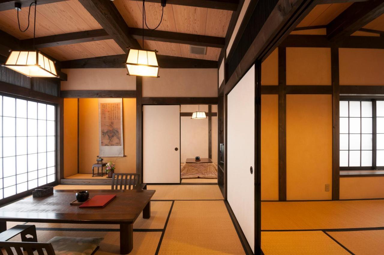 Okada Ryokan Warakutei Takayama  Buitenkant foto